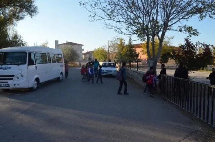 Aksaray’da yuhalanan özel eğitim öğrencileri bu sabah derslerine girdi