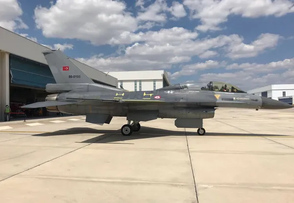 8 F-16 savaş uçağı Hava Kuvvetleri Komutanlığı'na teslim edildi - 1