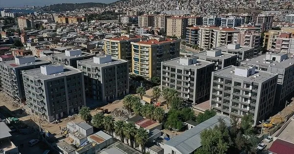 1678686483108.jpg İzmir ve Manavgat'ta evlerine kavuşan vatandaşlar depremzedelere seslendi: Cumhurbaşkanımız söz verdiyse yapar - 7