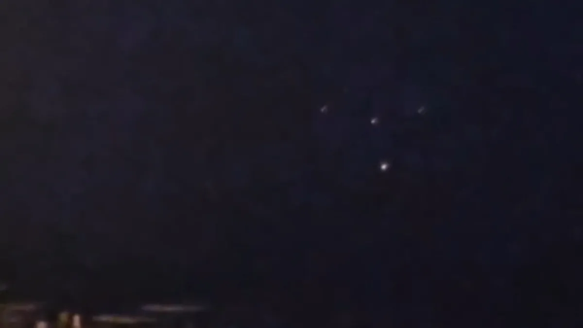 İran'dan İsrail'e fırlatılan füzeler Hatay semalarından görüldü