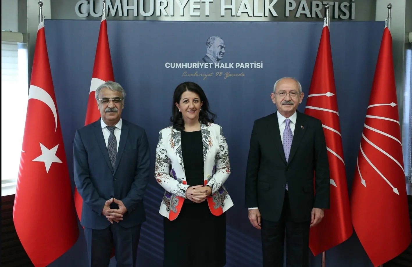 Koalisyonun 'gizli' ortağı da geliyor! HDP'den 'Kılıçdaroğlu'nun adaylığını destekleriz' açıklaması