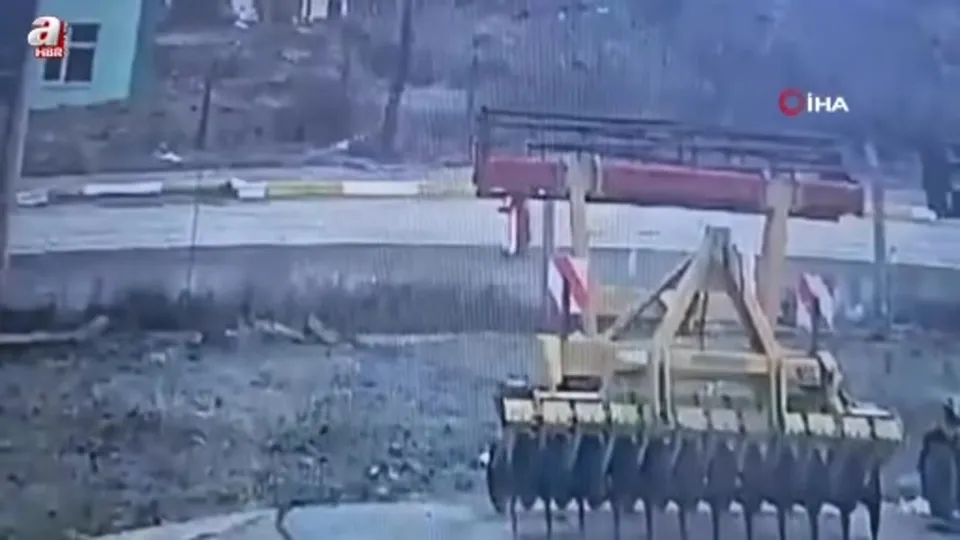 Feci kaza anı kamerada