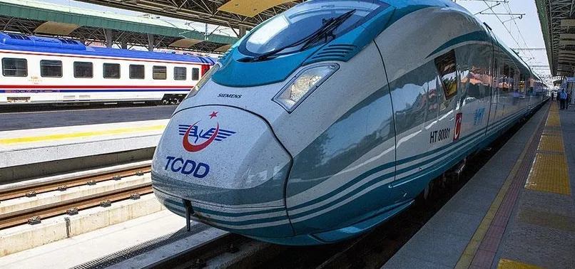 Öğretmenlere ulaşımda yüzde 50 indirim müjdesi! Bakan Abdulkadir Uraloğlu duyurdu