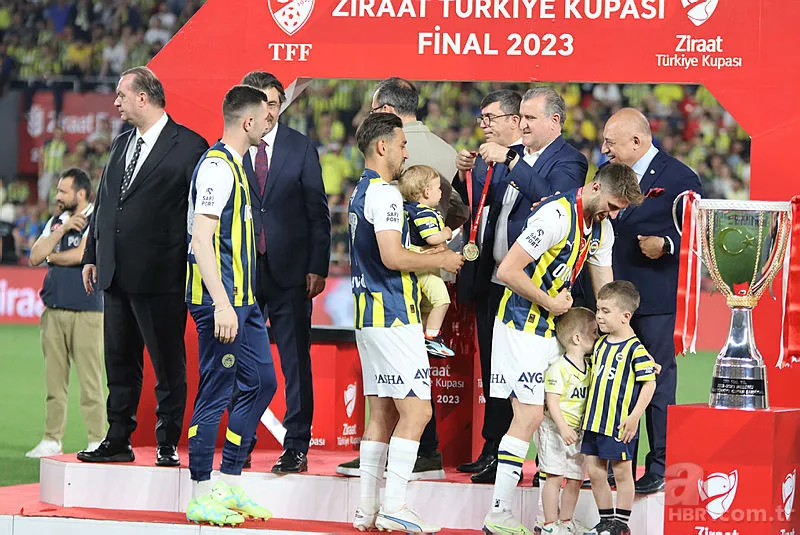 61. Ziraat Türkiye Kupası'nı Fenerbahçe kaldırdı 9