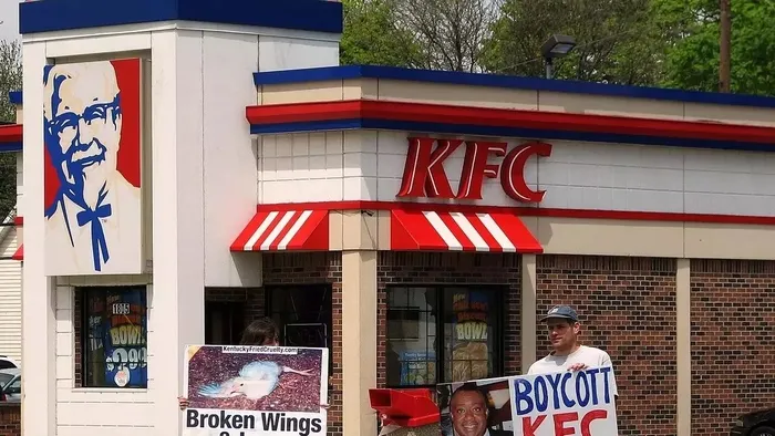 Soykırımcı İsrail’e destek veren KFC ve Pizza Hut’a boykot tokadı! Satışlar dibi gördü