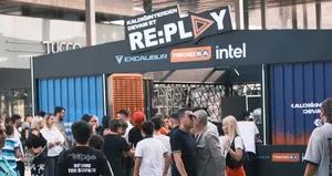 Excalibur’un gücü RE: PLAY turnuvasında oyuncularla buluştu