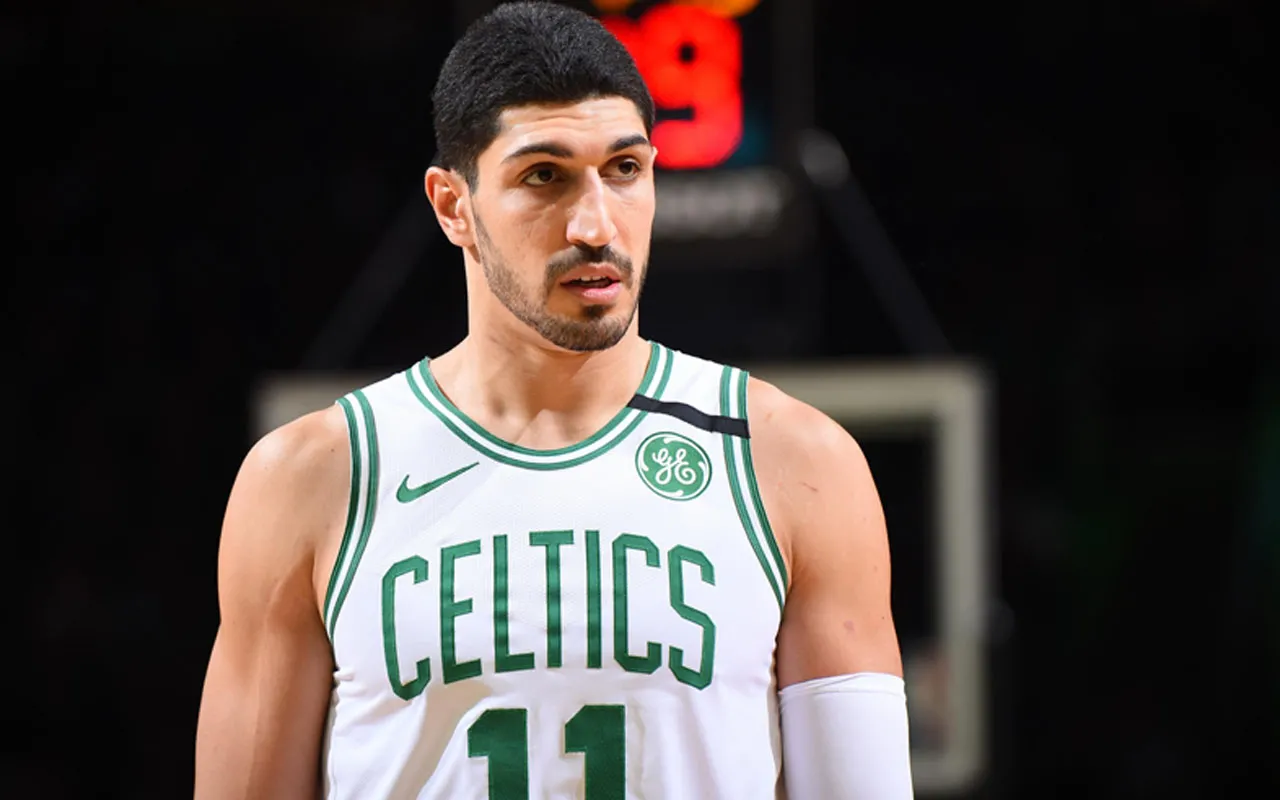 FETÖ'cü Enes Kanter bir kez daha haddini aştı!