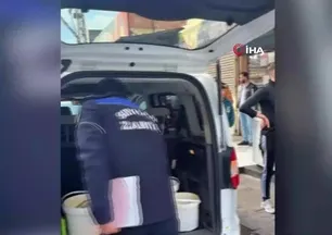 Dönerciden kurtlu salça ve turşu çıktı