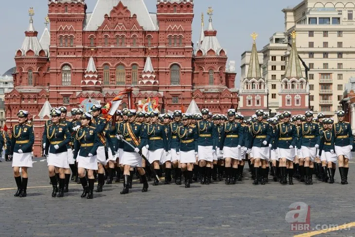 Rusya’dan Zafer Günü provası! Ordu gövde gösterisi yaptı