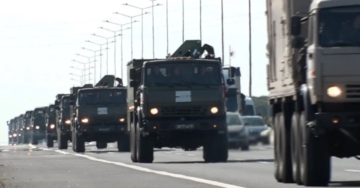 Son dakika: Rusya'nın Corona virüs için tıbbi yardımı İtalya’ya ulaştı | Video