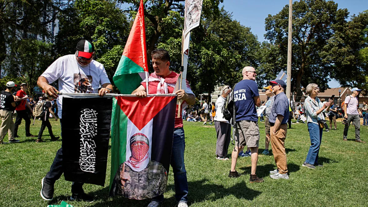 ABD'de Filistin'e destek gösterileri! Kamala Harris'in adaylığını ilan edeceği kongrede protestolar...