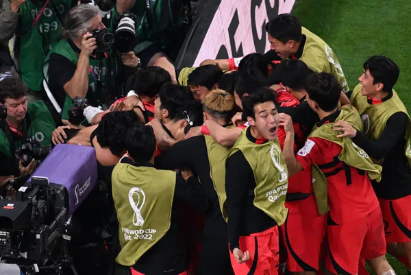 Portekiz’i yenen Güney Kore gruptan çıktı