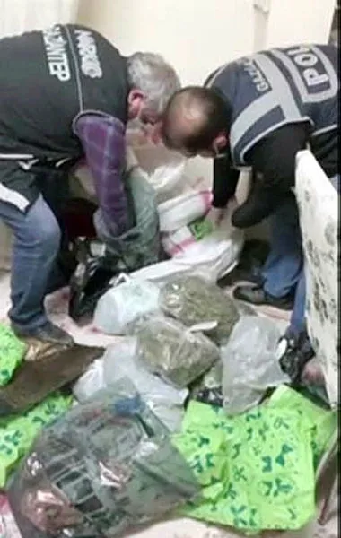 Son dakika: Gaziantep'te 320 kilo esrar ele geçirildi - 2