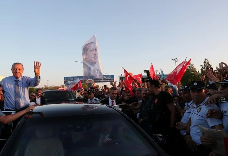 KKTC’de Başkan Erdoğan’a coşkulu karşılama