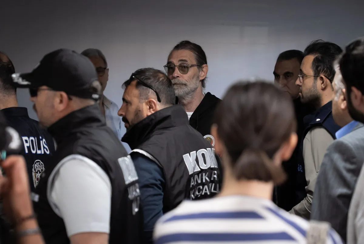 Etimesgut Belediye Başkanı Erdal Beşikçioğlu’nun ifadesine ulaşıldı - 1