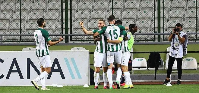 Konyaspor lider Başakşehir’i 4-3 mağlup etti