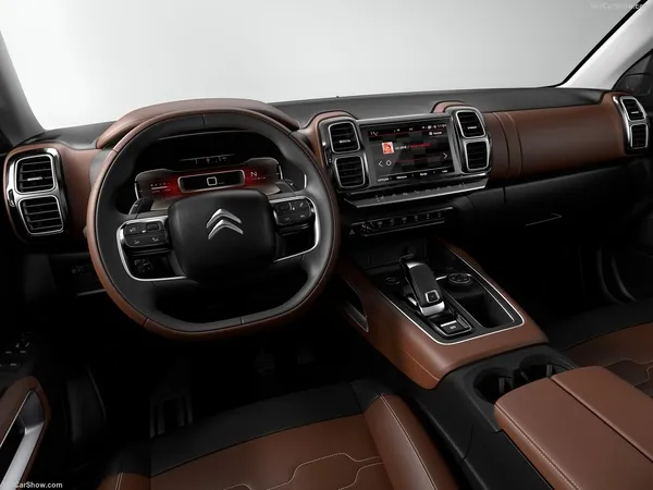 Citroen C5 Aircross'un hibrit versiyonunu Paris Otomobil Fuarı'nda tanıtacak - 1