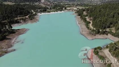 Bursa’nın Salda’sı! Yılda bir kere bu renge dönüyor: Gören dönüp tekrar bakıyor