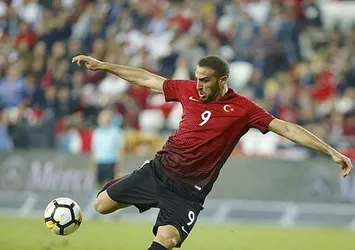 Cenk Tosun rekora gidebilir