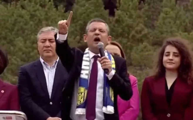 CHP’de ikinci tıpış tıpış vakası! Özel’den aklınızı başınıza alacaksınız uyarısı