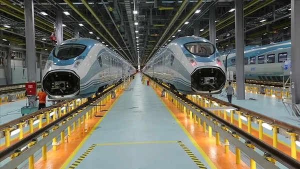 52 ilimize daha YHT geliyor! Bakan Abdulkadir Uraloğlu müjdeledi