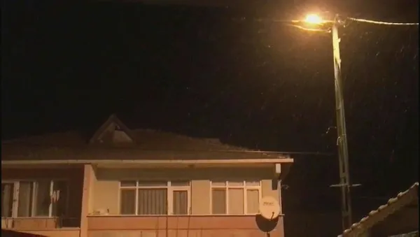 Kar yağsa hava yumuşar dedirten soğuklar geldi ❄ Soğuk hava dalgası yurdu etkisi altına aldı! Kar yağışı etkili oluyor ⛄ Meteoroloji'den İstanbul için flaş uyarı - 1