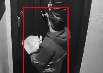 Kadın müşterinin evine girmeye çalışan kuryenin ifadesi ortaya çıktı!