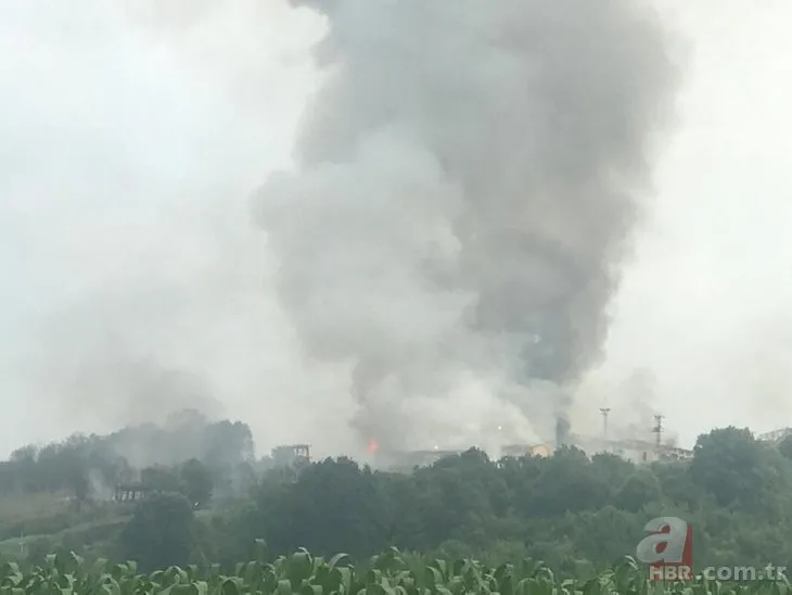 Sakarya'da havai fişek fabrikasında patlama! Olay yerinden ilk görüntüler
