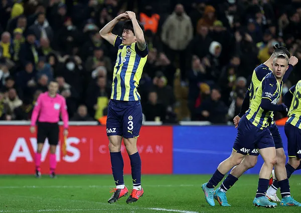 fenerbahce-geriden-gelerek-konyasporu-yendi-mac-sonucu-i-fenerbahce-konyaspor-2-1-1647799569494.jpg Fenerbahçe geriden gelerek Konyaspor'u yendi! MAÇ SONUCU I Fenerbahçe Konyaspor 2-1 - 5
