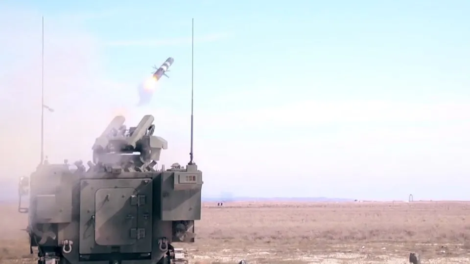 Türkiye’nin tank avcısı milli füzeyle vurdu