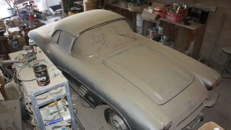 1961 Chevrolet Corvette C1 yeniden hayata döndü