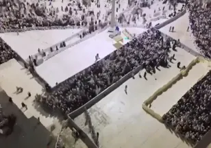 Mescid-i Haram'daki görüntü mest etti