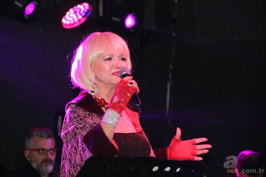 50 yıldır bitmeyen küslük! Gülden Karaböcek'in kızından Neşe Karaböcek açıklaması 5