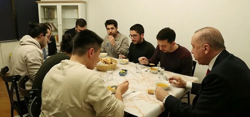 Başkan Erdoğan'ın iftara konuk olduğu öğrenci Abdullah Ünal konuştu: Z kuşağının dilinden anlıyor