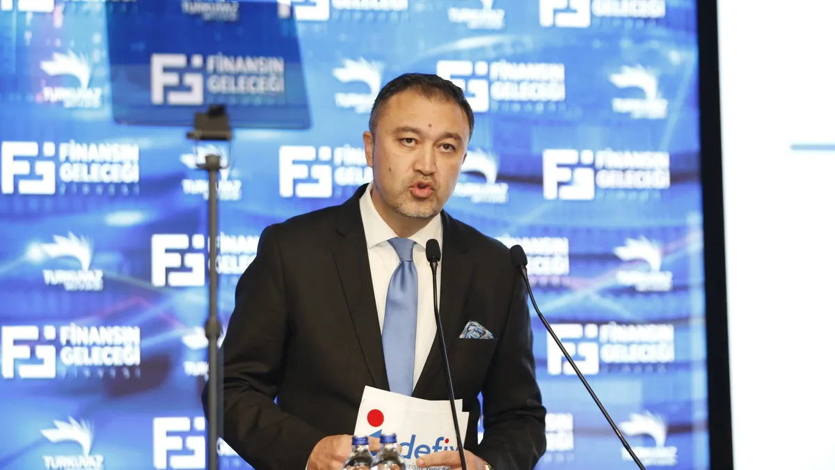 idefix Genel Müdürü Onur Bayhan 5. Finansın Geleceği Zirvesi’nde E-Ticaretin Bugünü ve Geleceğini Değerlendirdi