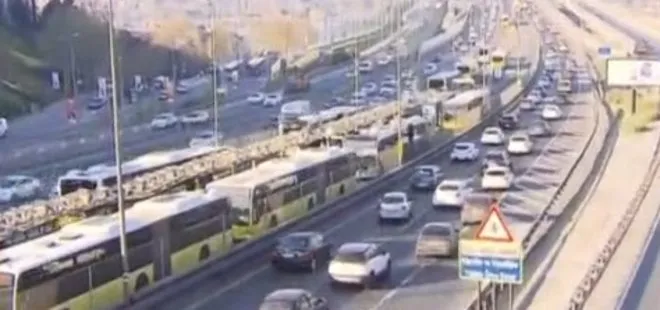 Son dakika: İstanbul trafiğinde yoğunluk var mı? Son durum ne? A Haber canlı yayınında aktardı
