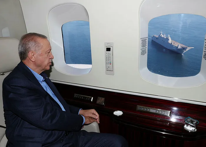 Başkan Erdoğan TCG Anadolu’yu havadan inceledi - 2