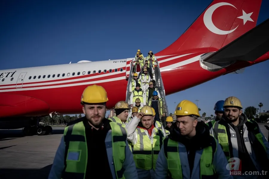 Cumhurbaşkanlığına ait uçak madencileri deprem bölgesine götürdü: "Bir can bir candır bizim için" 24