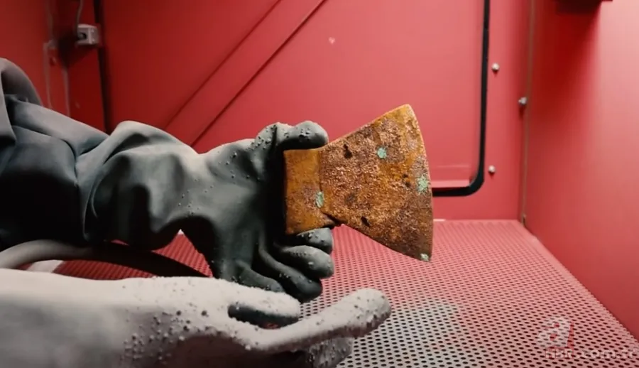 Viking hayranı fenomen paslı baltayı jilet gibi yaptı! Son hali görenleri hayran bıraktı 10