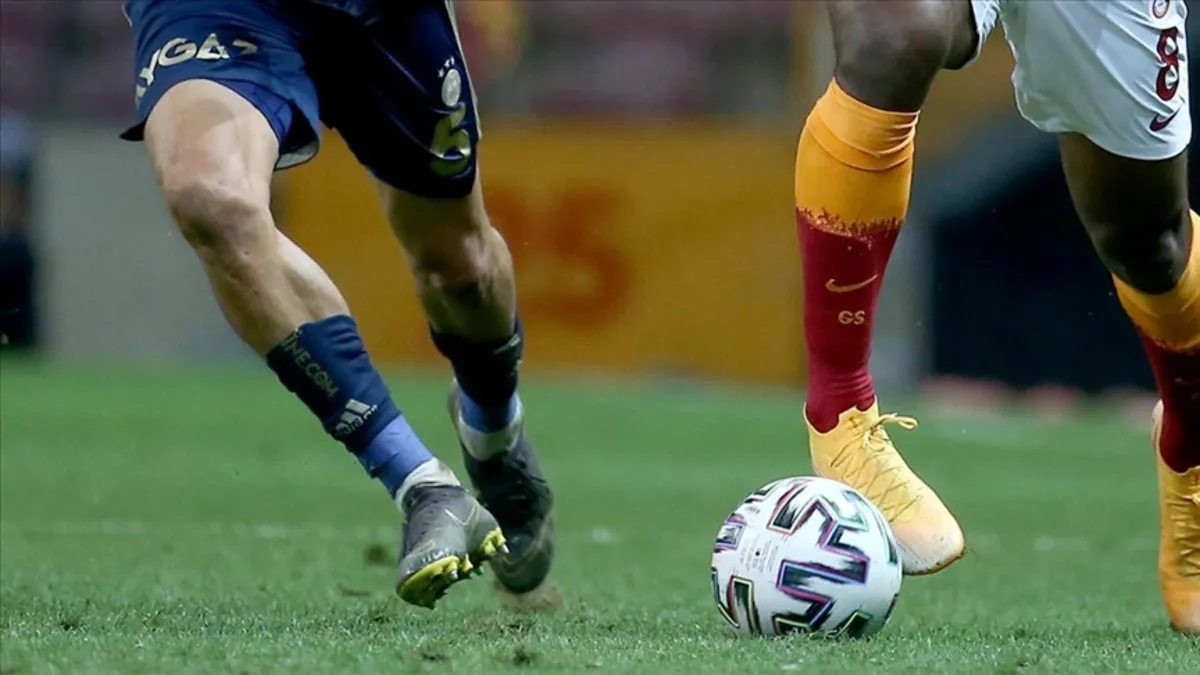 Derbi ateşi yandı! İşte Fenerbahçe-Galatasaray maçının muhtemel 11'leri