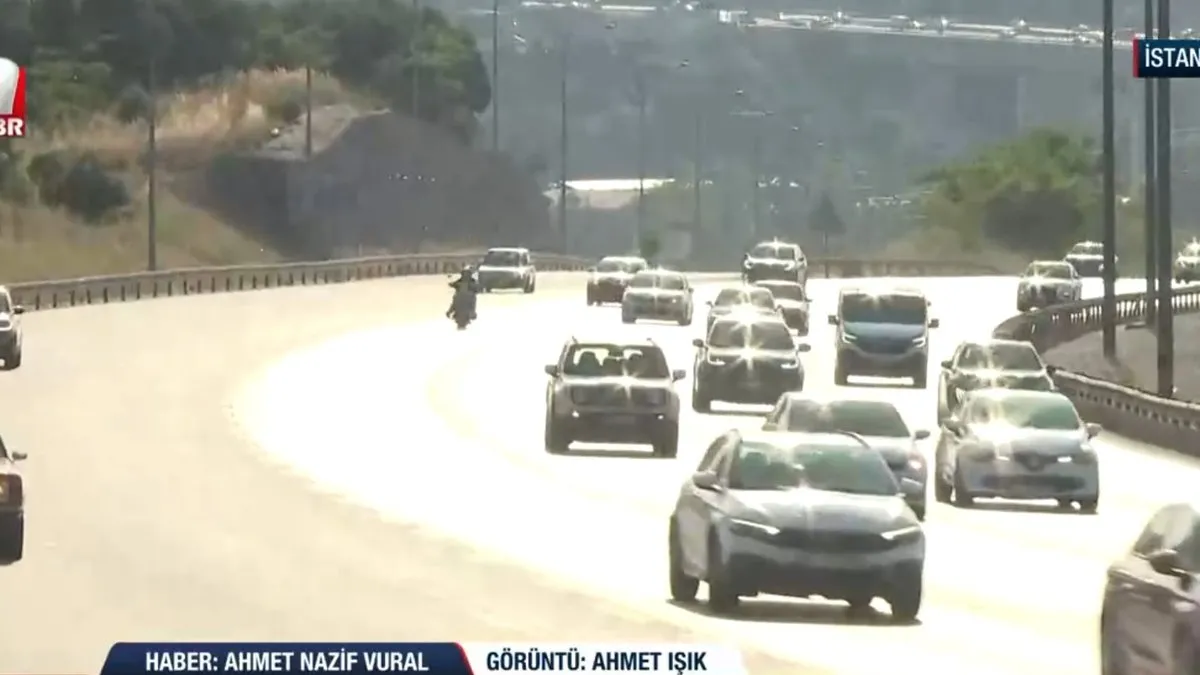 Tatilciler İstanbul'u terk etti! Peki megakentte yollar ne durumda?
