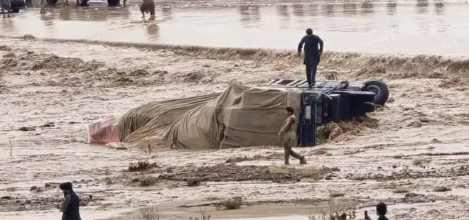 Afganistan’da sel felaketi! Çok sayıda ölü var