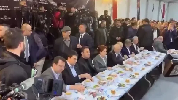 6'lı koalisyonun katıldığı iftarda skandal! CHP'li vekil Veli Ağbaba yaşlı adamı masadan uzaklaştırıp kovdu - 1