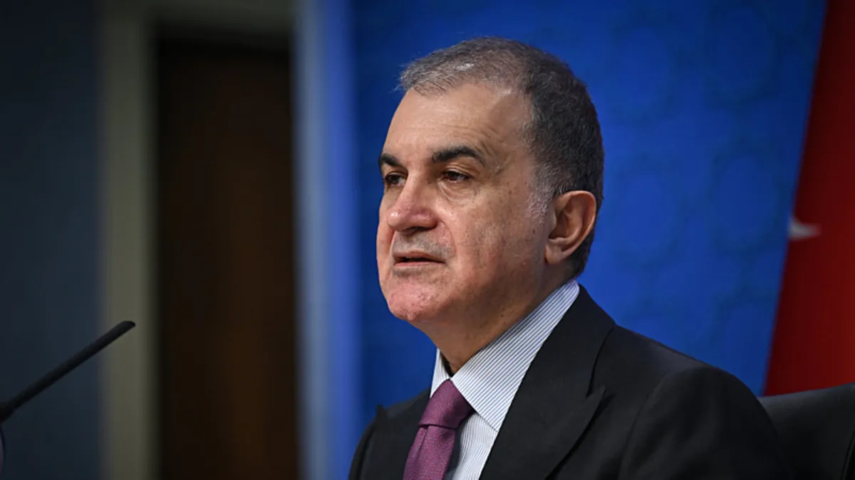 AK Parti Sözcüsü Ömer Çelik: Yaptığı şey sosyal bölücülüktür