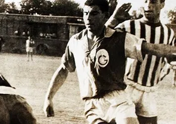 Galatasaray'ın eski futbolcusu Cenap Doruk hayatını kaybetti