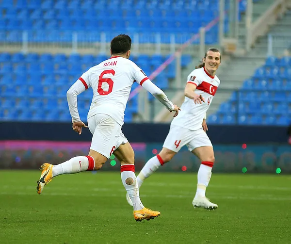 1616876474000.jpg Başkan Recep Tayyip Erdoğan'dan Norveç galibiyeti sonrası Türkiye A Milli Futbol Takımı'na tebrik telefonu: "Kollektif futbolun dersini verdiniz" - 2