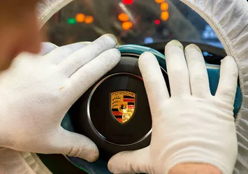 Porsche’de “dizel gözaltısı” iddiası