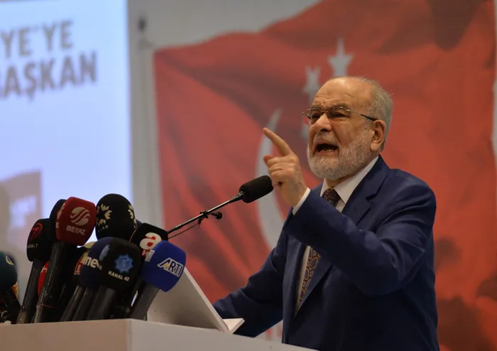 Son dakika: Saadet Partisi Genel Başkanı Temel Karamollaoğlu 28 Şubat generallerini sahiplendi - 1