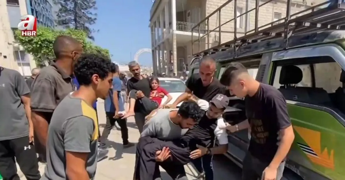 Irkçı yahudiler yardım TIR'larını engelledi