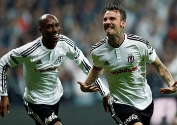 Beşiktaş, Delgado ile yollarını ayırdı